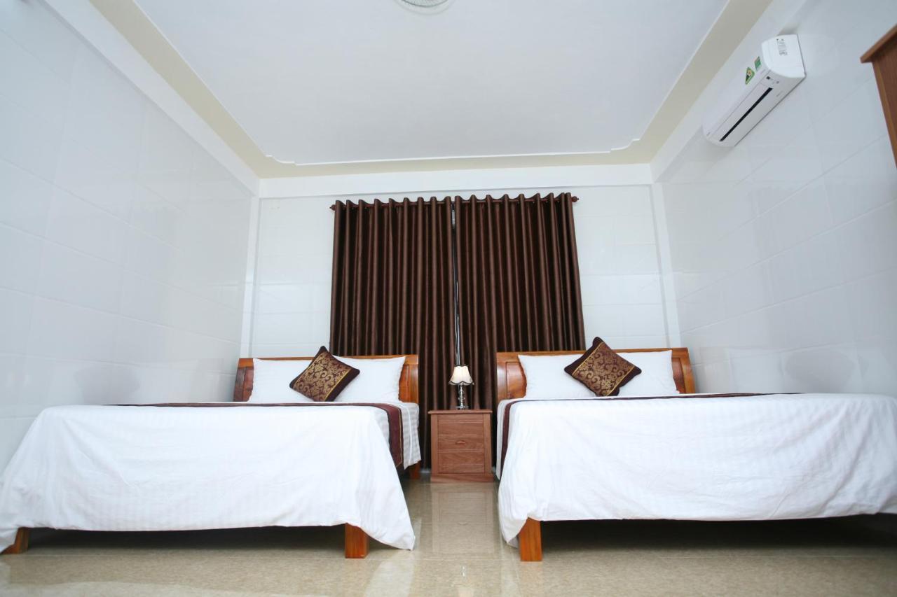 Sky Hotel Phong Nha Bagian luar foto